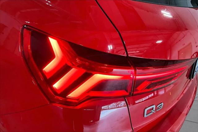 2021 Audi Q3 Premium Plus 45 TFSI S line quattro Tiptronic