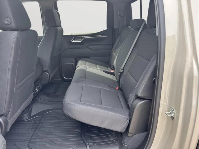 2026 GMC Sierra 1500 Crew Cab, Short Bed, SLE, 4WD