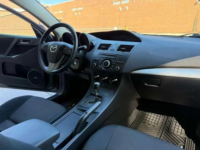 2012 Mazda Mazda3 i Touring