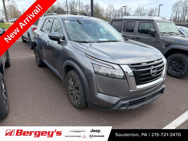 2022 Nissan Pathfinder SV 4WD 2022 Nissan Pathfinder SV 4WD