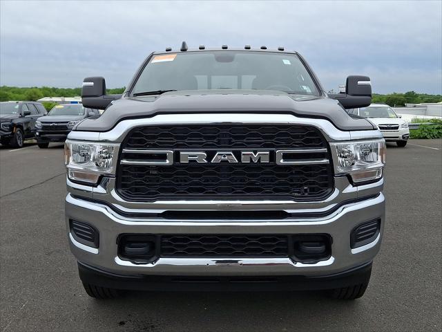 2024 Ram 2500 Tradesman Crew Cab 4x4 6'4" Box