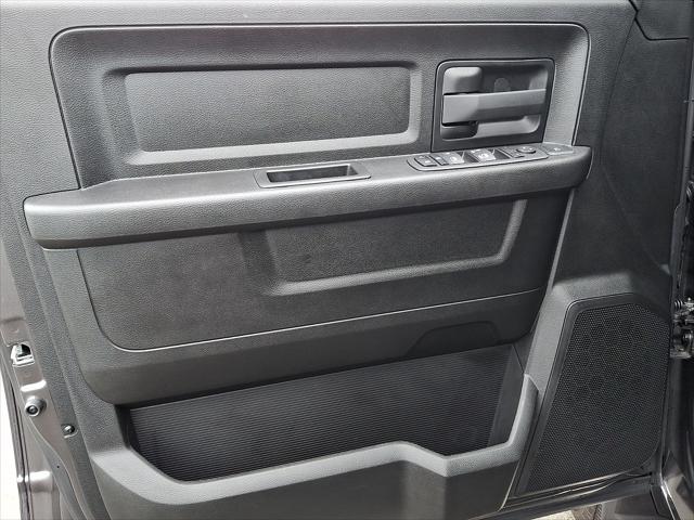 2024 Ram 2500 Tradesman Crew Cab 4x4 6'4" Box