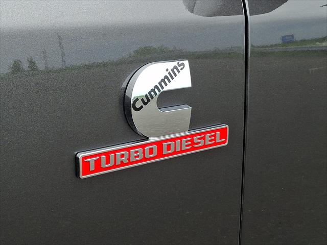 2024 Ram 2500 Tradesman Crew Cab 4x4 6'4" Box