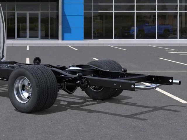 2025 Chevrolet Express Cutaway Work Van