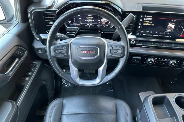 2025 GMC Sierra 1500 4WD Crew Cab Short Box SLT