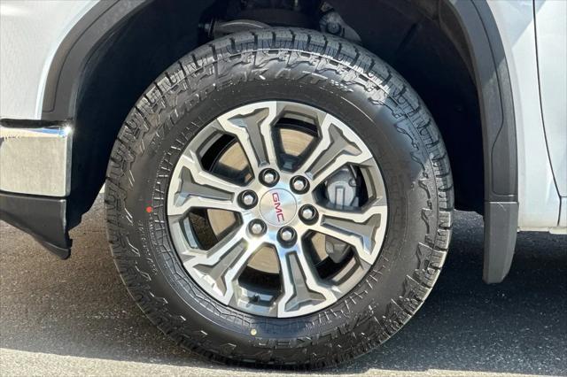 2025 GMC Sierra 1500 4WD Crew Cab Short Box SLT