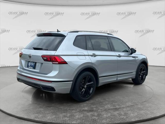 2023 Volkswagen Tiguan 2.0T SE R-Line Black