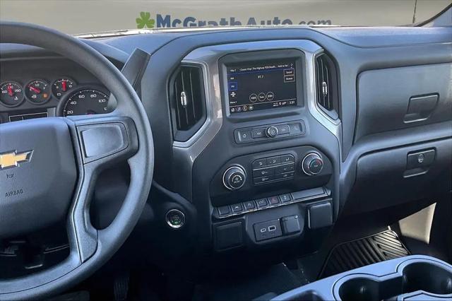 2026 Chevrolet Silverado 1500 4WD Crew Cab Short Bed Custom
