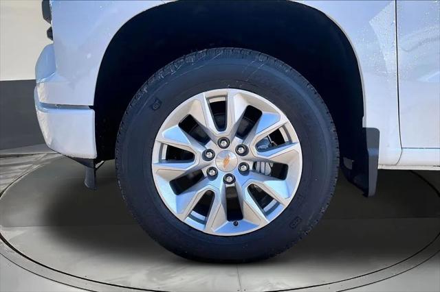 2026 Chevrolet Silverado 1500 4WD Crew Cab Short Bed Custom