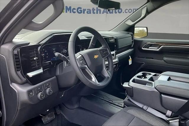 2026 Chevrolet Silverado 1500 4WD Crew Cab Standard Bed LT