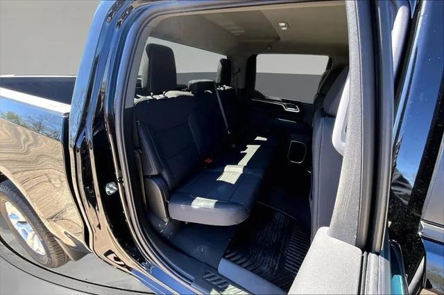 2026 Chevrolet Silverado 1500 4WD Crew Cab Standard Bed LT