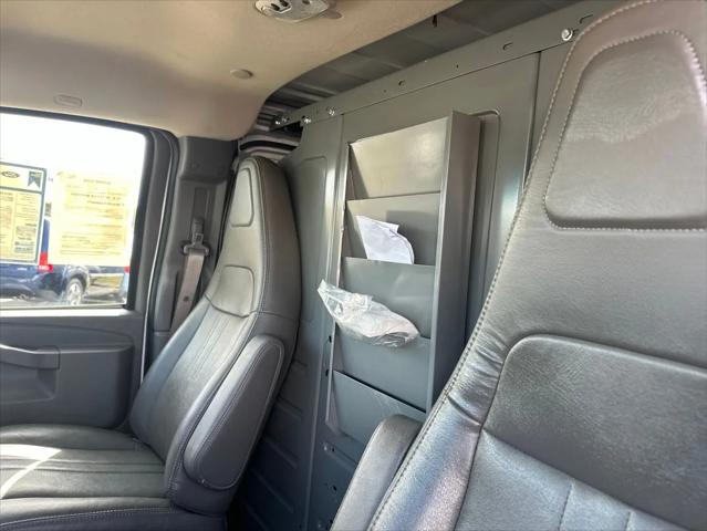 2023 GMC Savana Cargo RWD 2500 Regular Wheelbase Work Van