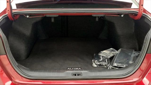 2024 Nissan Altima SR VC-Turbo FWD
