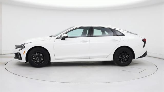 2025 Kia K5 LXS