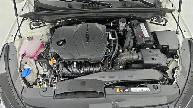 2025 Kia K5 LXS