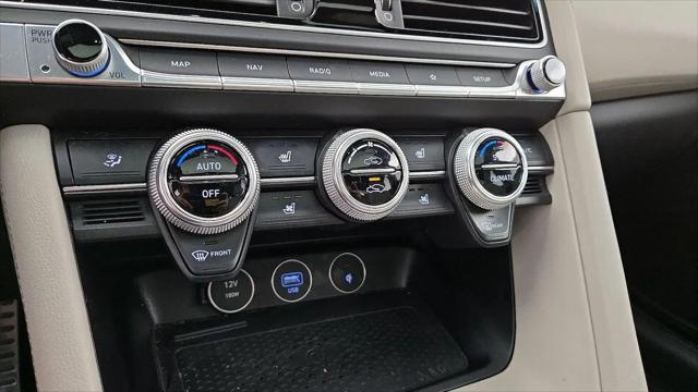 2023 Genesis G70 2.0T RWD