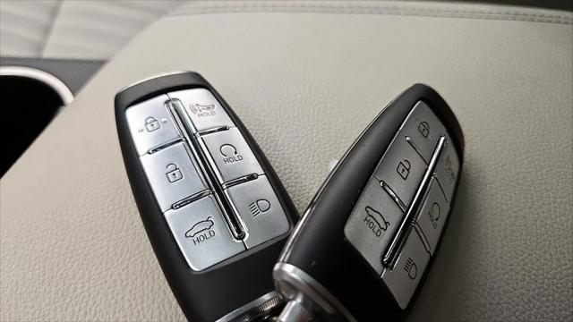2023 Genesis G70 2.0T RWD