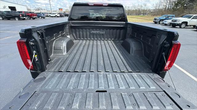 2021 GMC Sierra 1500 4WD Crew Cab Short Box AT4