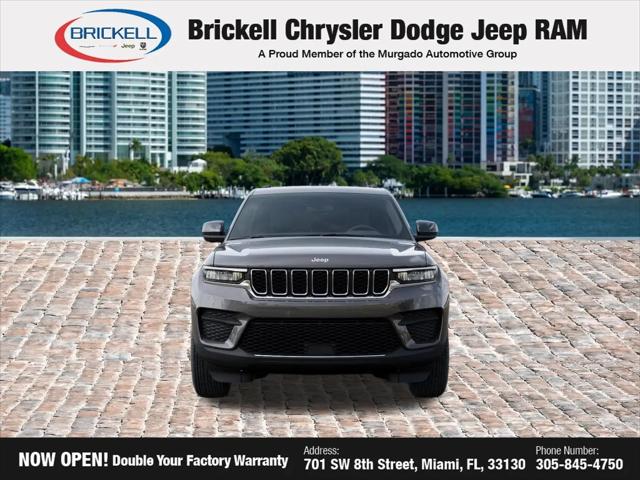 2026 Jeep Grand Cherokee Laredo 4x2