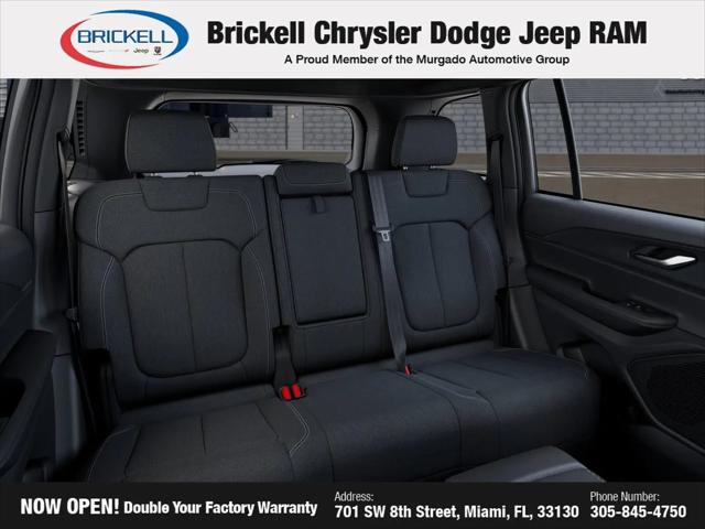 2026 Jeep Grand Cherokee Laredo 4x2