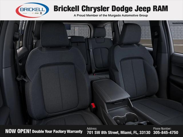 2026 Jeep Grand Cherokee Laredo 4x2