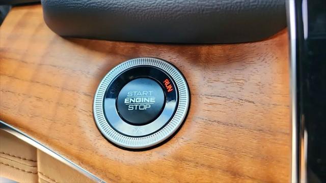2025 Jeep Grand Cherokee Summit Reserve 4x4