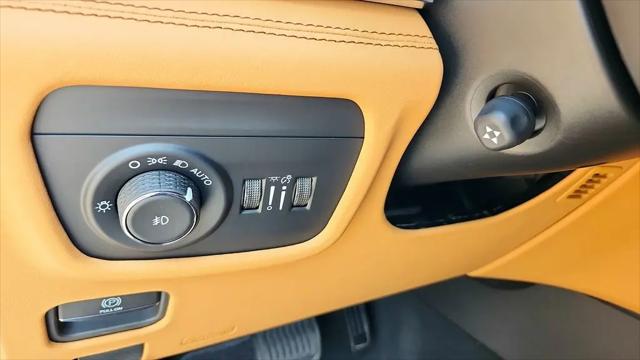 2025 Jeep Grand Cherokee Summit Reserve 4x4
