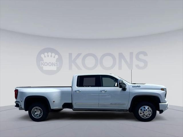 2026 Chevrolet Silverado 3500HD Crew Cab, Long Bed, High Country Dual Rear Wheel, RWD