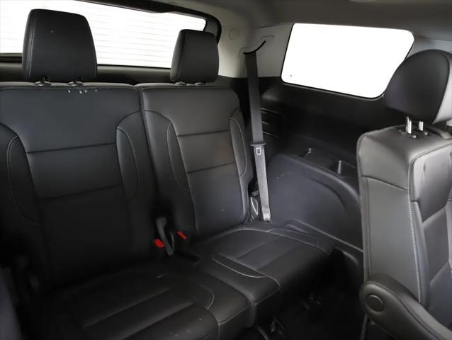 2022 GMC Acadia AWD SLT