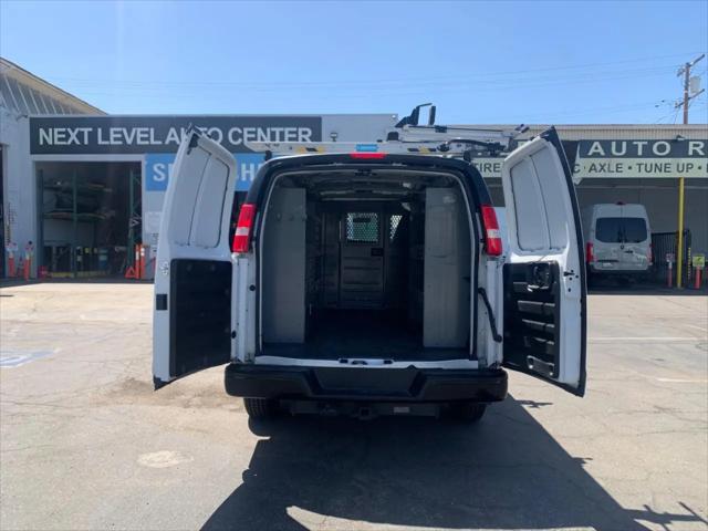2022 Chevrolet Express Cargo Van RWD 2500 Regular Wheelbase WT