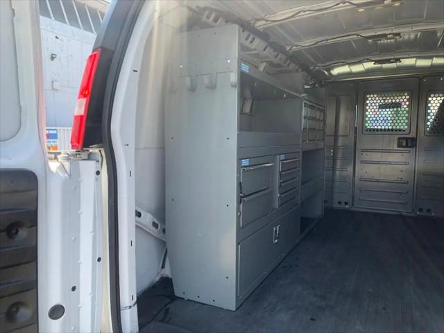 2022 Chevrolet Express Cargo Van RWD 2500 Regular Wheelbase WT