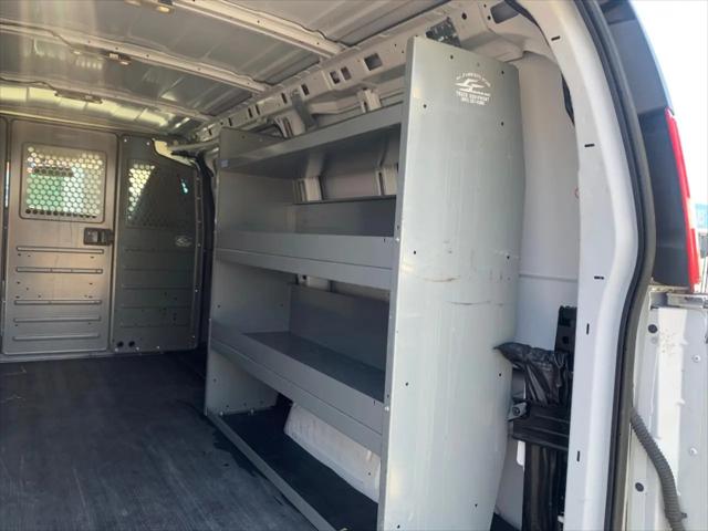 2022 Chevrolet Express Cargo Van RWD 2500 Regular Wheelbase WT