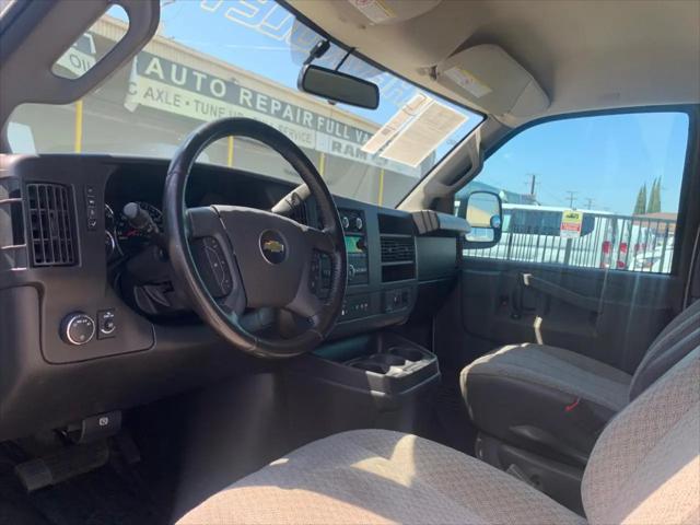 2022 Chevrolet Express Cargo Van RWD 2500 Regular Wheelbase WT