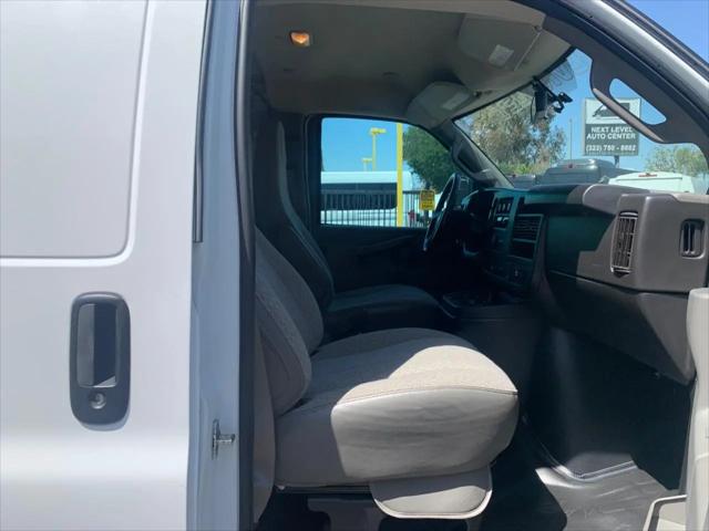2022 Chevrolet Express Cargo Van RWD 2500 Regular Wheelbase WT