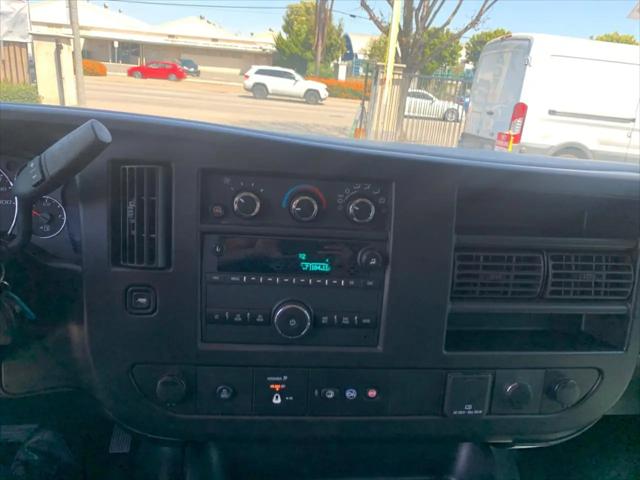 2022 Chevrolet Express Cargo Van RWD 2500 Regular Wheelbase WT