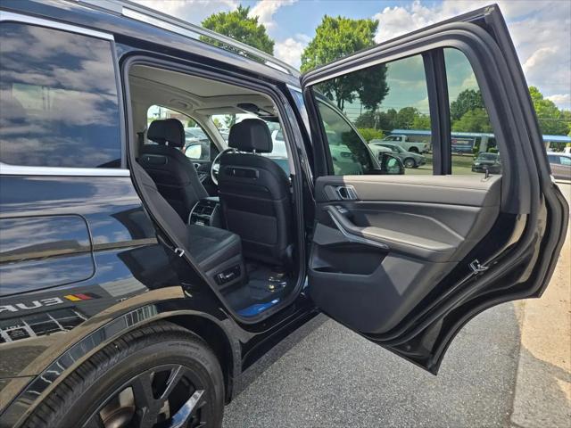 2023 BMW X7 xDrive40i