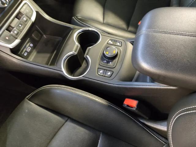 2023 GMC Terrain AWD SLT