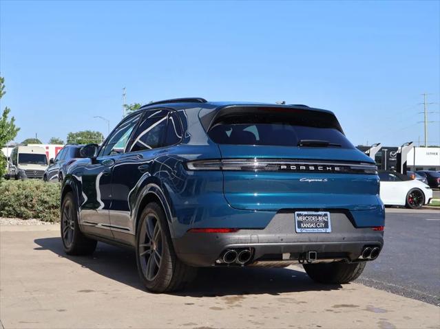 2025 Porsche Cayenne S