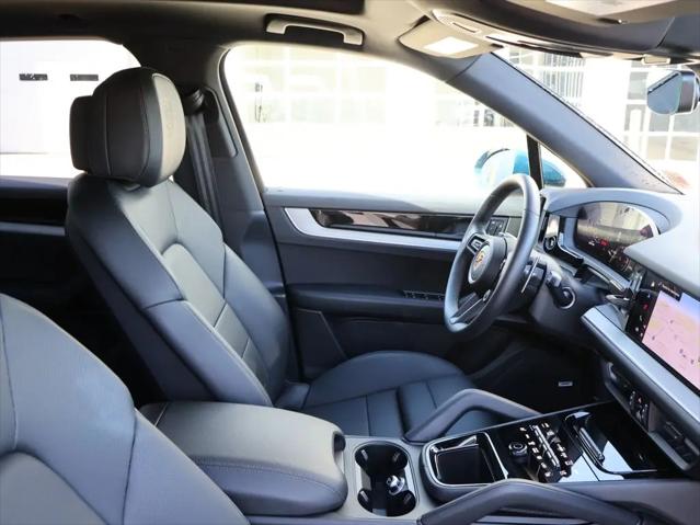 2025 Porsche Cayenne S