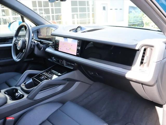 2025 Porsche Cayenne S