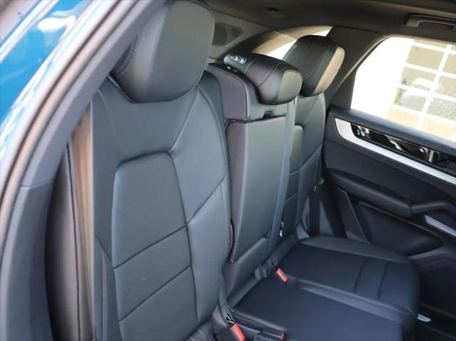 2025 Porsche Cayenne S