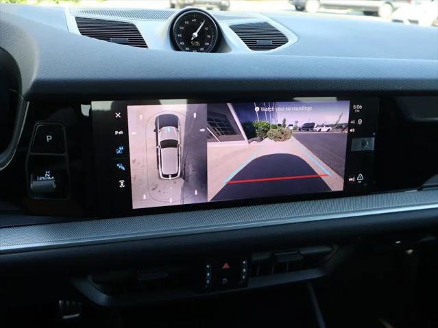 2025 Porsche Cayenne S