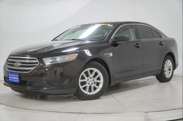 2014 Ford Taurus SE for sale in Minneapolis, MN