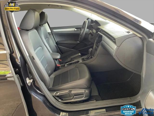 2021 Volkswagen Passat 2.0T SE