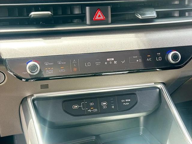2026 Kia Carnival MPV EX