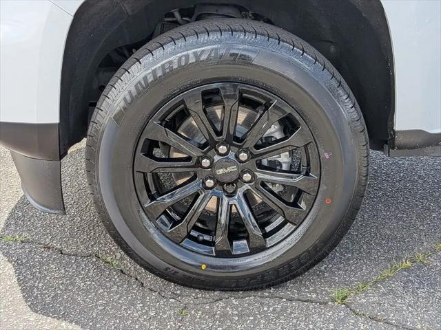 2022 GMC Canyon 2WD Crew Cab Short Box Elevation