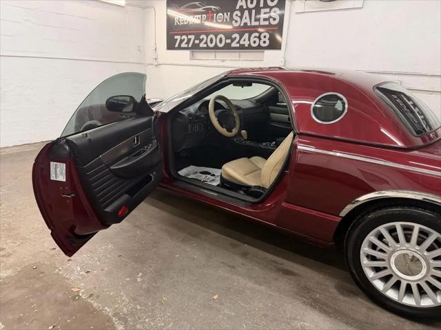 2004 Ford Thunderbird Deluxe