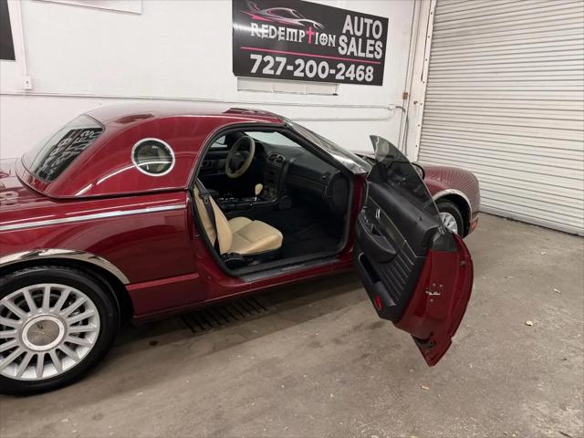 2004 Ford Thunderbird Deluxe