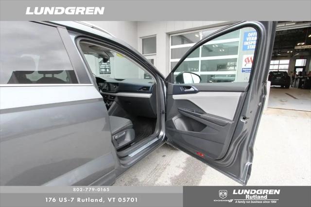 2024 Volkswagen Taos 1.5T SE