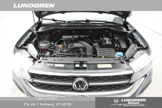 2024 Volkswagen Taos 1.5T SE